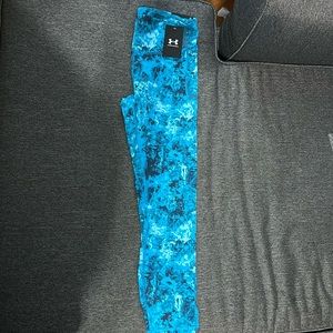 Women’s Under Armour fitted leggings high rise size large